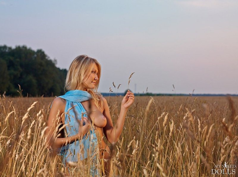 Елена, 21 год, 4 размер груди